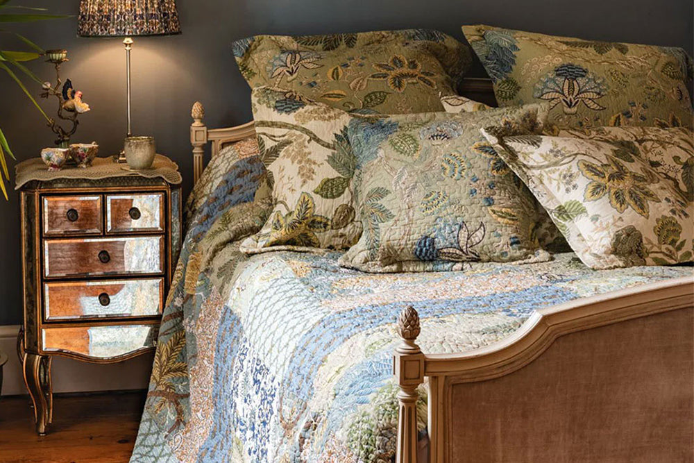 Bedspreads and Quilts
