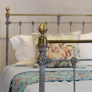 Small Double Antique Bed in Blue Verdigris