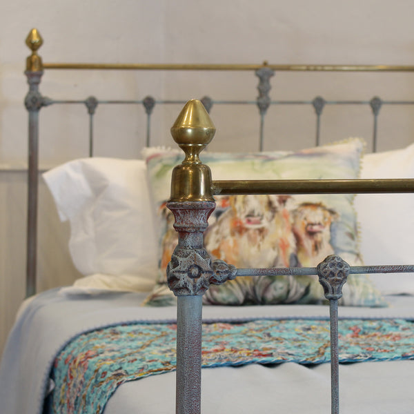 Small Double Antique Bed in Blue Verdigris