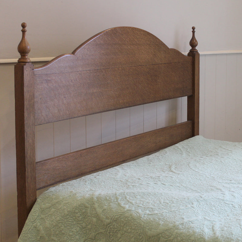 Small Double Oak Bed, WD57