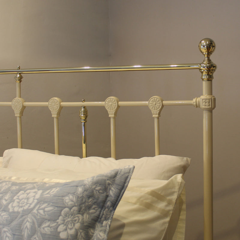 King Cast Iron & Brass Bed in Cream MK298