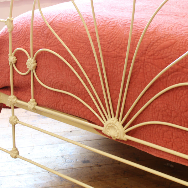 King Size Cream Four Poster Bed