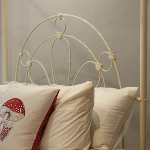 King Size Cream Four Poster Bed