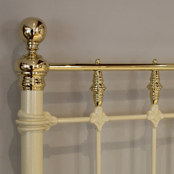 5ft Wide Art Nouveau Platform Antique Bed