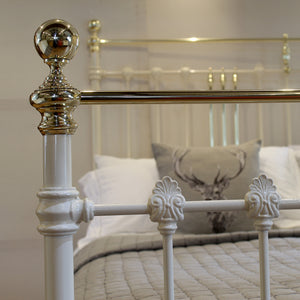 super king size Victorian antique bed in cream - close up