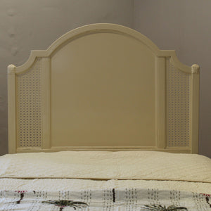 Pair of platform Beds, MP61