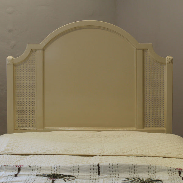 Pair of platform Beds, MP61