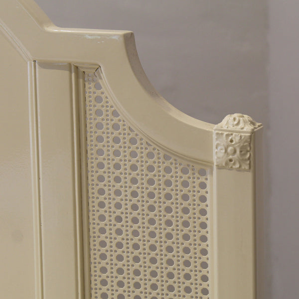 Pair of platform Beds, MP61
