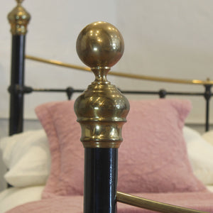 Double Antique Bed in Black