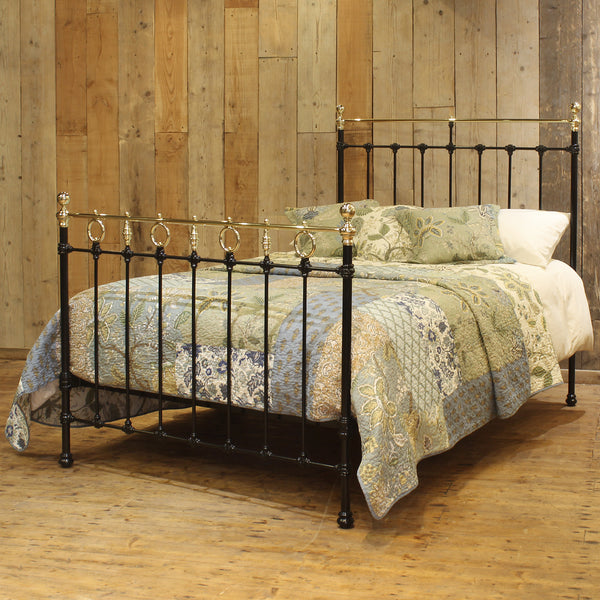 Double Victorian Antique Bed in Black