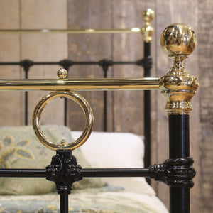 Double Victorian Antique Bed in Black - Close Up