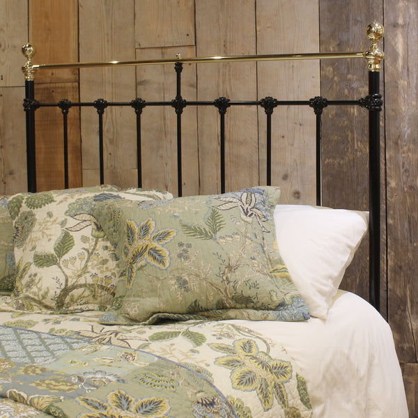 Double Victorian Antique Bed in Black - Close Up