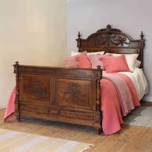 King Size Antique Bed in Walnut