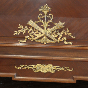 Mahogany Antique Bed with Ormolu Decoration - Close Up Photo