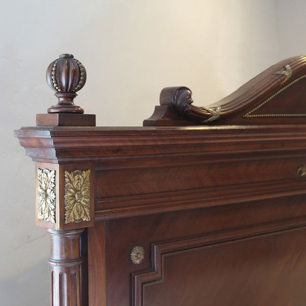 Mahogany Antique Bed with Ormolu Decoration - Close Up Photo