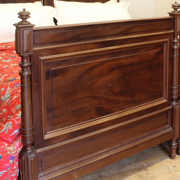 Interlocking French Antique Beds WK183