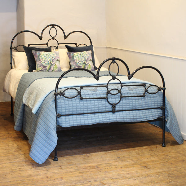 Standard Double Cast Iron Bed in Black MD128