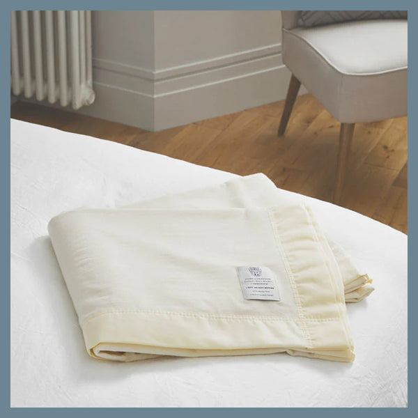 Lightweight - Pure Merino Wool Blanket