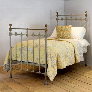 Green and Gold Antique Single Bed MS66