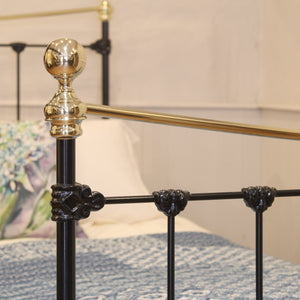 Black Antique Single Bed MS67