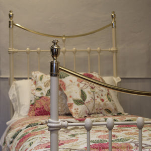 Single Antique Bed in Cream