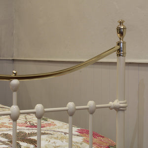 Single Antique Bed in Cream