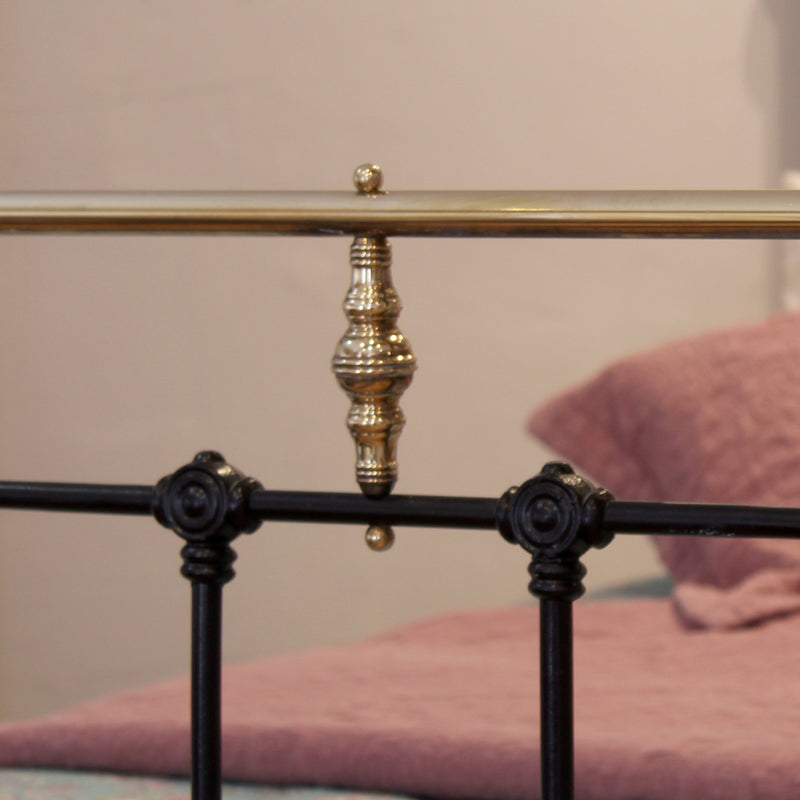 King Brass & Iron Bed in Black MK308