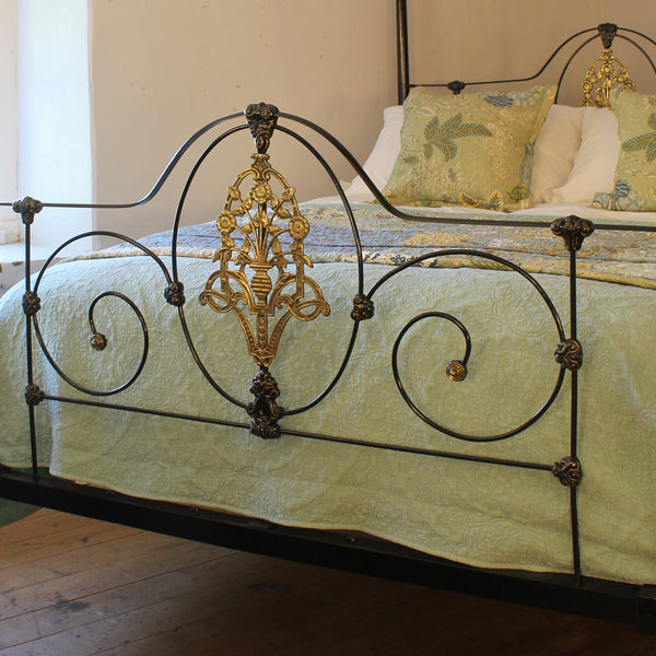 Antique Four Poster Bed in Black M4P54