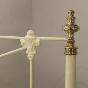 5ft Cast Iron Antique Bed in Ivory