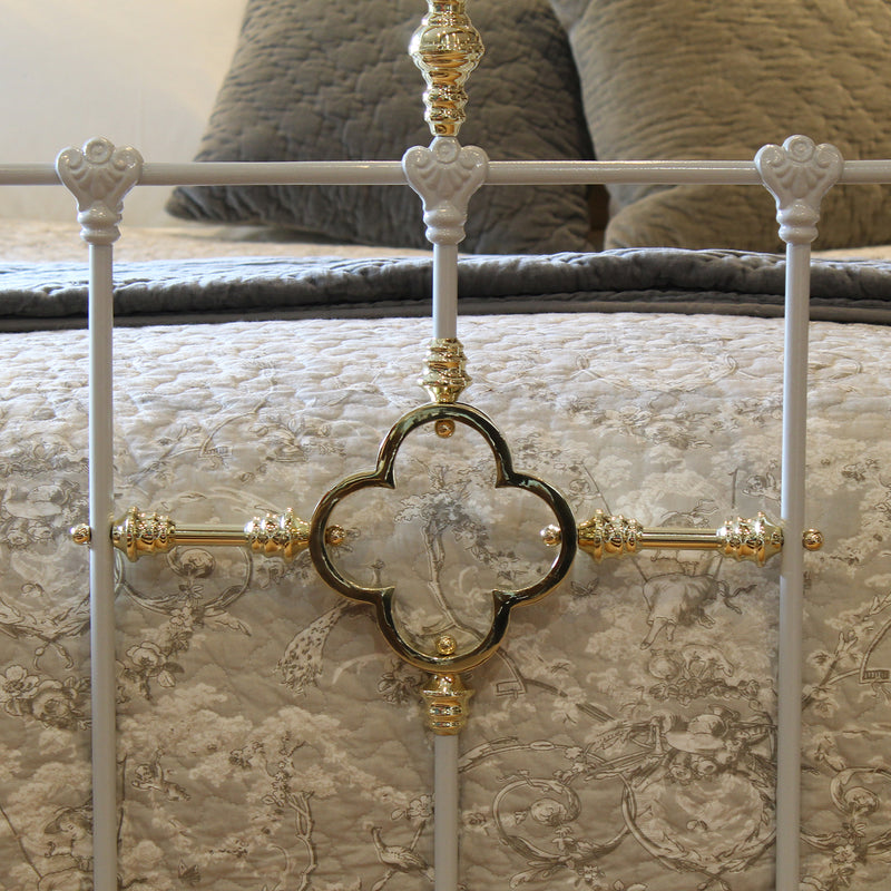 Decorative King Antique Bed in Light Grey MK275