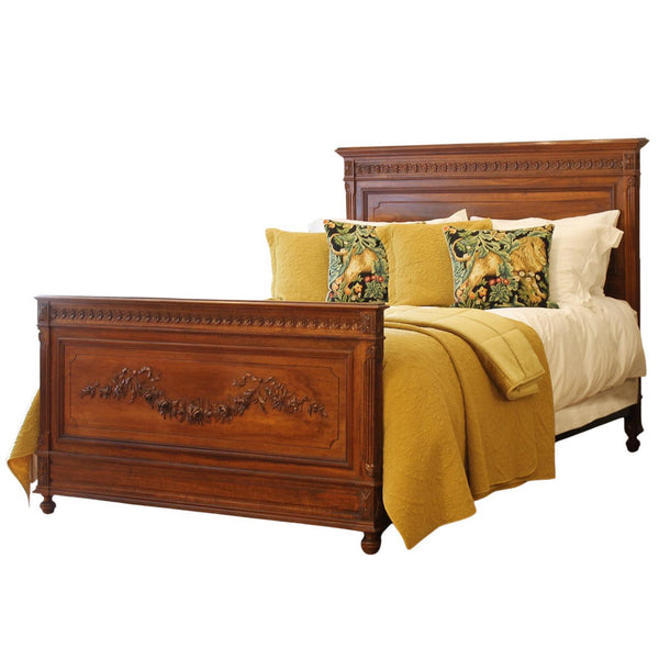 5ft wide king size antique bed in walnut with roses carving