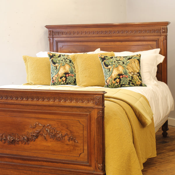 5ft wide king size antique bed in walnut with roses carving