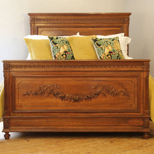 5ft wide king size antique bed in walnut with roses carving