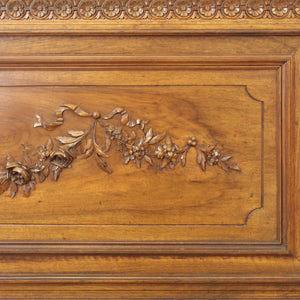 5ft wide king size antique bed in walnut with roses carving
