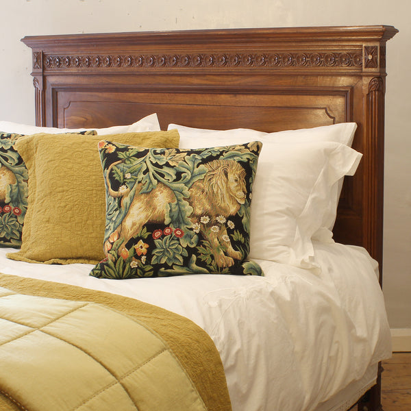 5ft wide king size antique bed in walnut with roses carving