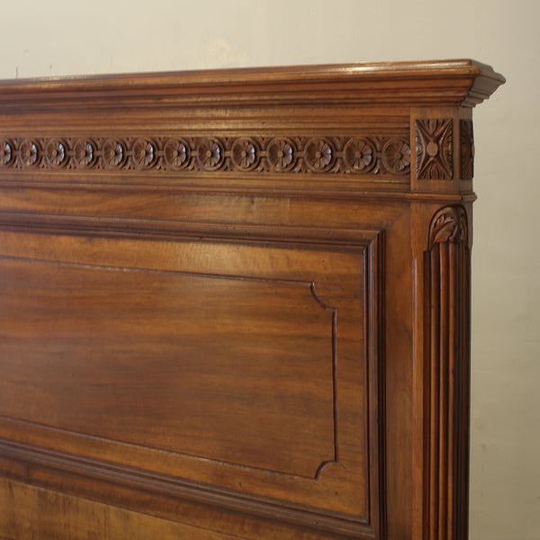 5ft wide king size antique bed in walnut with roses carving