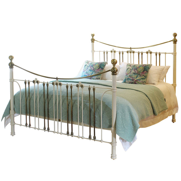 Super King Antique Bed in Cream MSK83