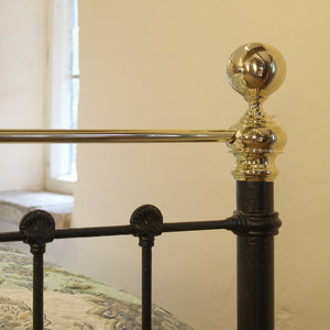 6ft Wide Super King Antique Bed in Black