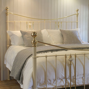 6ft Wide Antique Bed in Cream