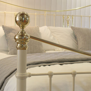 6ft Wide Antique Bed in Cream
