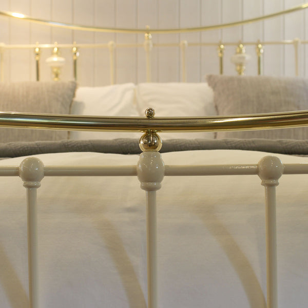 6ft Wide Antique Bed in Cream