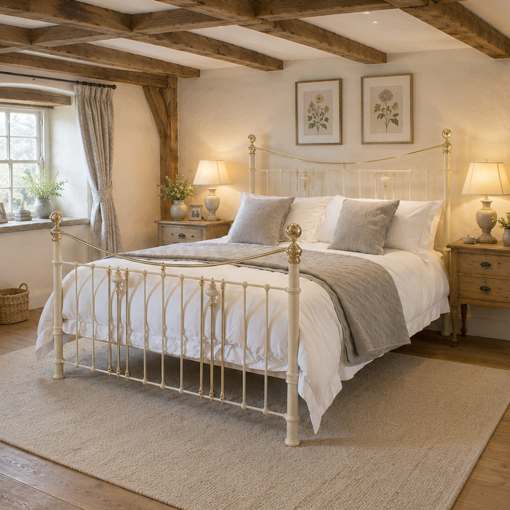Super King Victorian Antique Bed in Cream MSK98