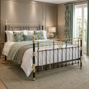 Super King Decorative Antique Bed in Black MSK100