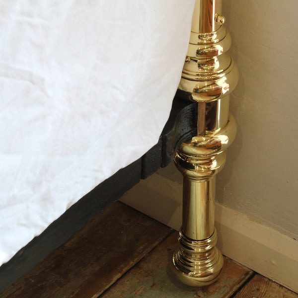 Super king 6ft wide all brass antique bed - close up