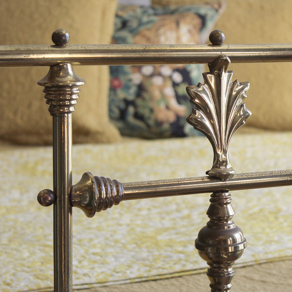 Double Antique Bed in Antique Black, MD180