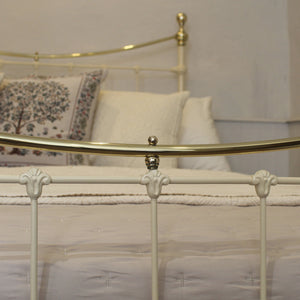 Double Antique Bed in Cream