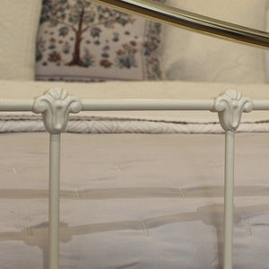 Double Antique Bed in Cream