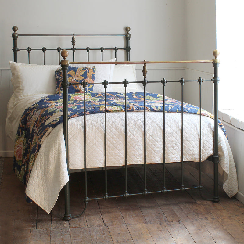 Double Antique Bed in Green, MD159 - 20% OFF