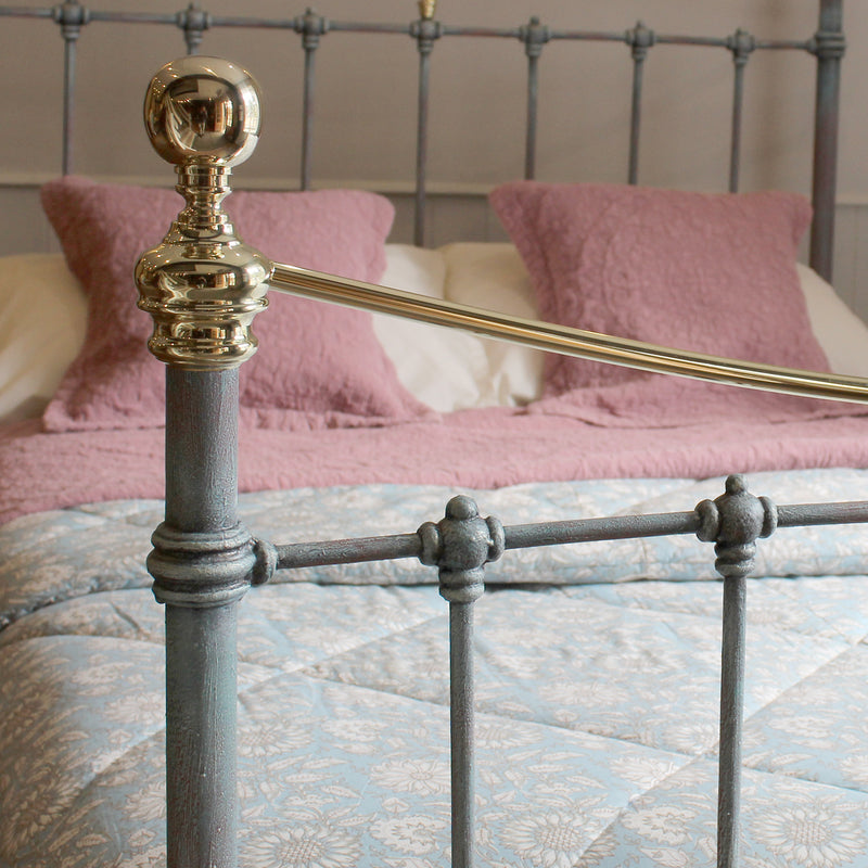 Double Antique Bed in Blue Verdigris, MD154