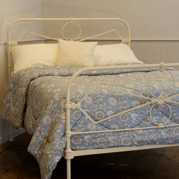 Double Cast Iron Bed in Cream MD168